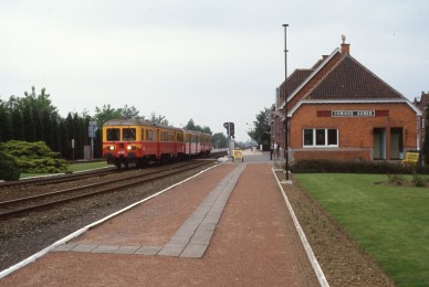 Comines - TH 85-5134.jpg